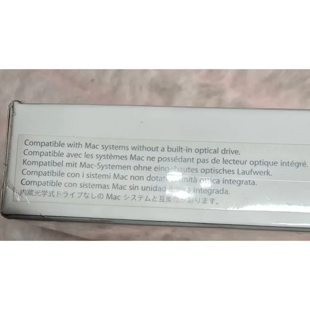 NEW/SEALED Apple USB SuperDrive MD564ZM/A External Optical Drive w/Adapter
